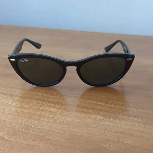 Ray-Ban Black Cat Eye Sunglasses - Picture 6 of 6